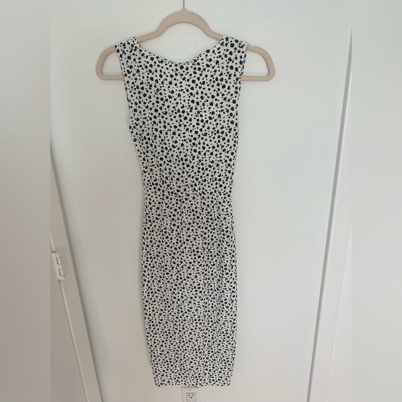 Misguided White Dalmatian Twist Front Dress - Picture 2 of 8
